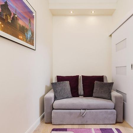Modern Apartment Lubicz Krakow By Noclegi Renters Ngoại thất bức ảnh