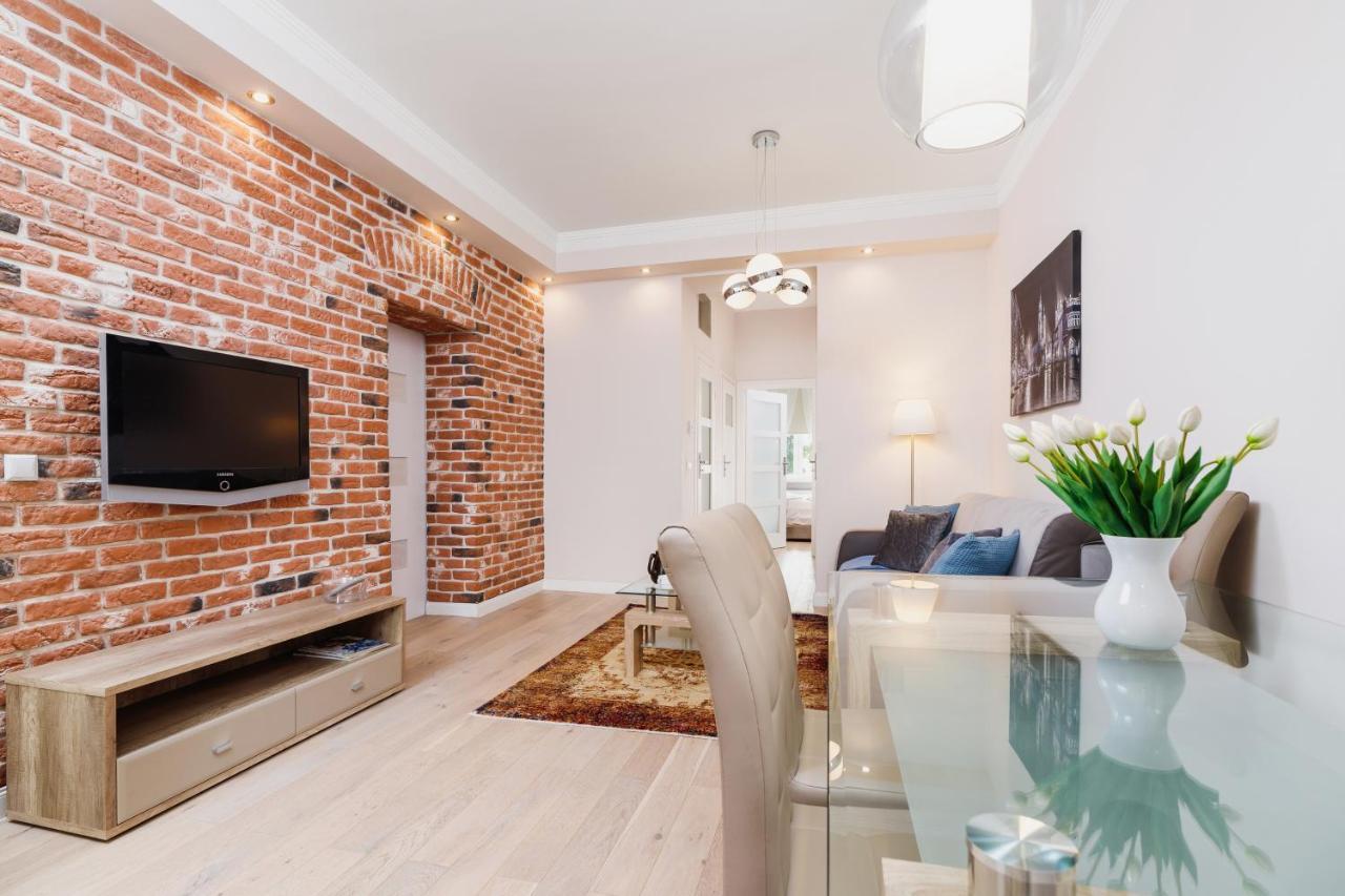 Modern Apartment Lubicz Krakow By Noclegi Renters Ngoại thất bức ảnh
